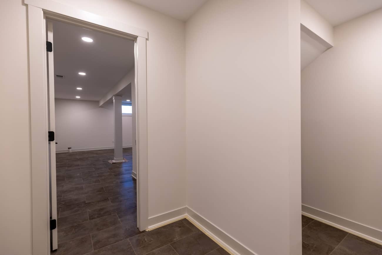 white walls interior painting